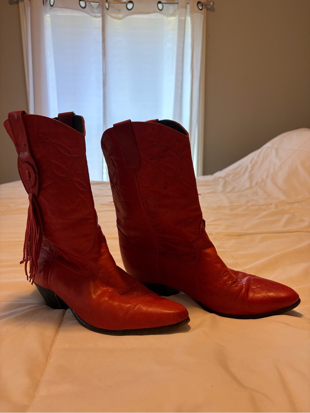 *VINTAGE* Laredo Red Leather Western Fringe Mid-Calf Boots